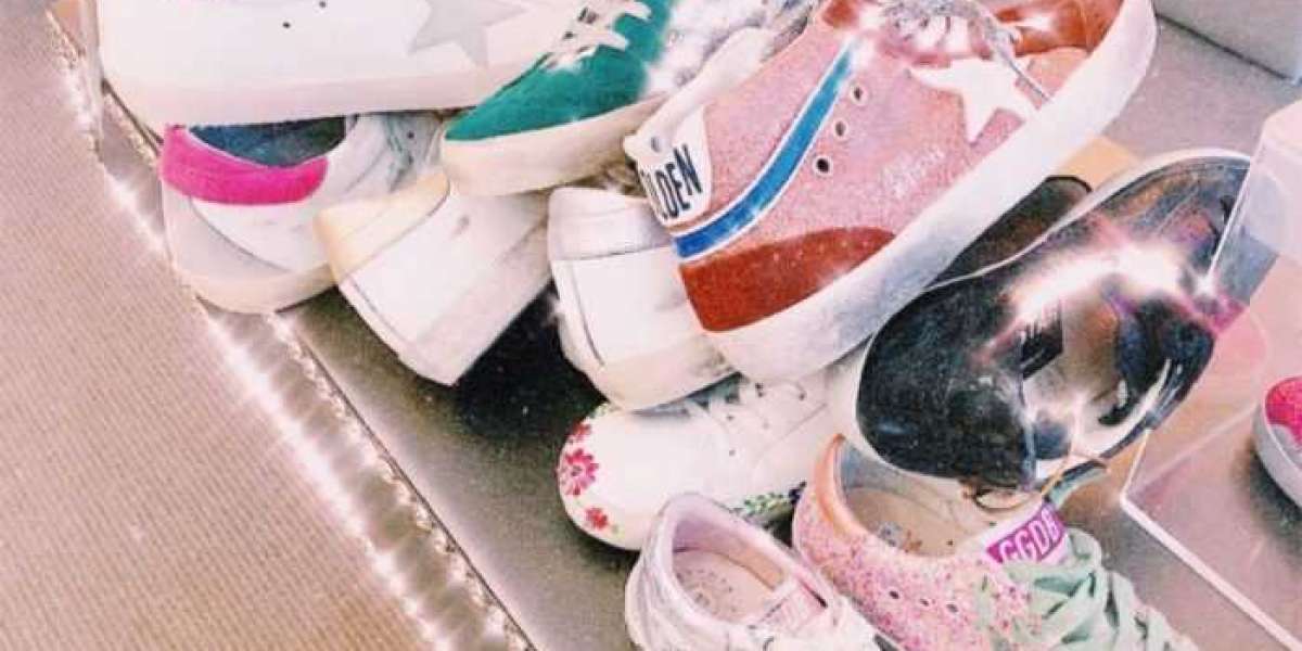 A timeless Golden Goose Sneakers Outlet icon yet one that's constantly evolving