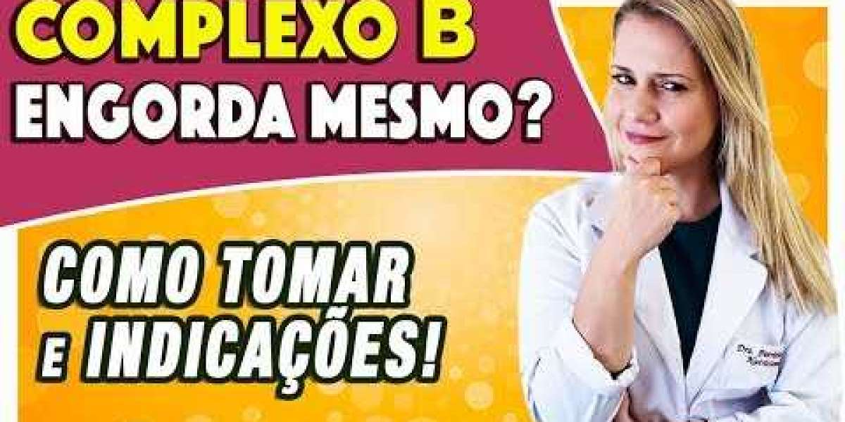 Aceite de romero para el pelo: sus beneficios según los expertos