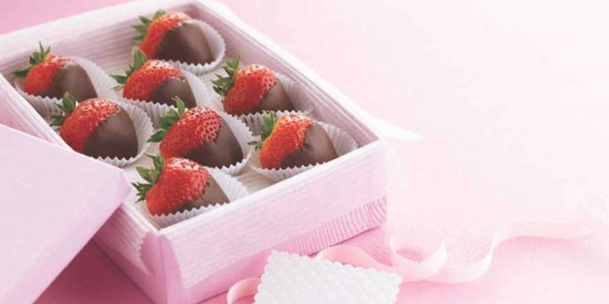 Custom Chocolate Strawberry Boxes